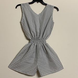 AMAZING BLACK AND WHITE ROMPER